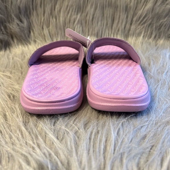 Reebok Slides Girls Size 13 Purple Slip On Sandals Shoes Lightweight‎ - Picture 6 of 7